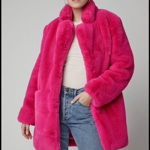 APPARIS  Fur Coat